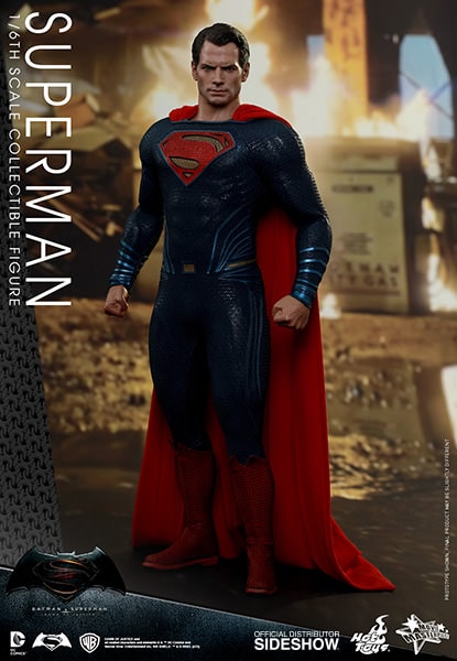 Superman Hot Toys sixth scale figure