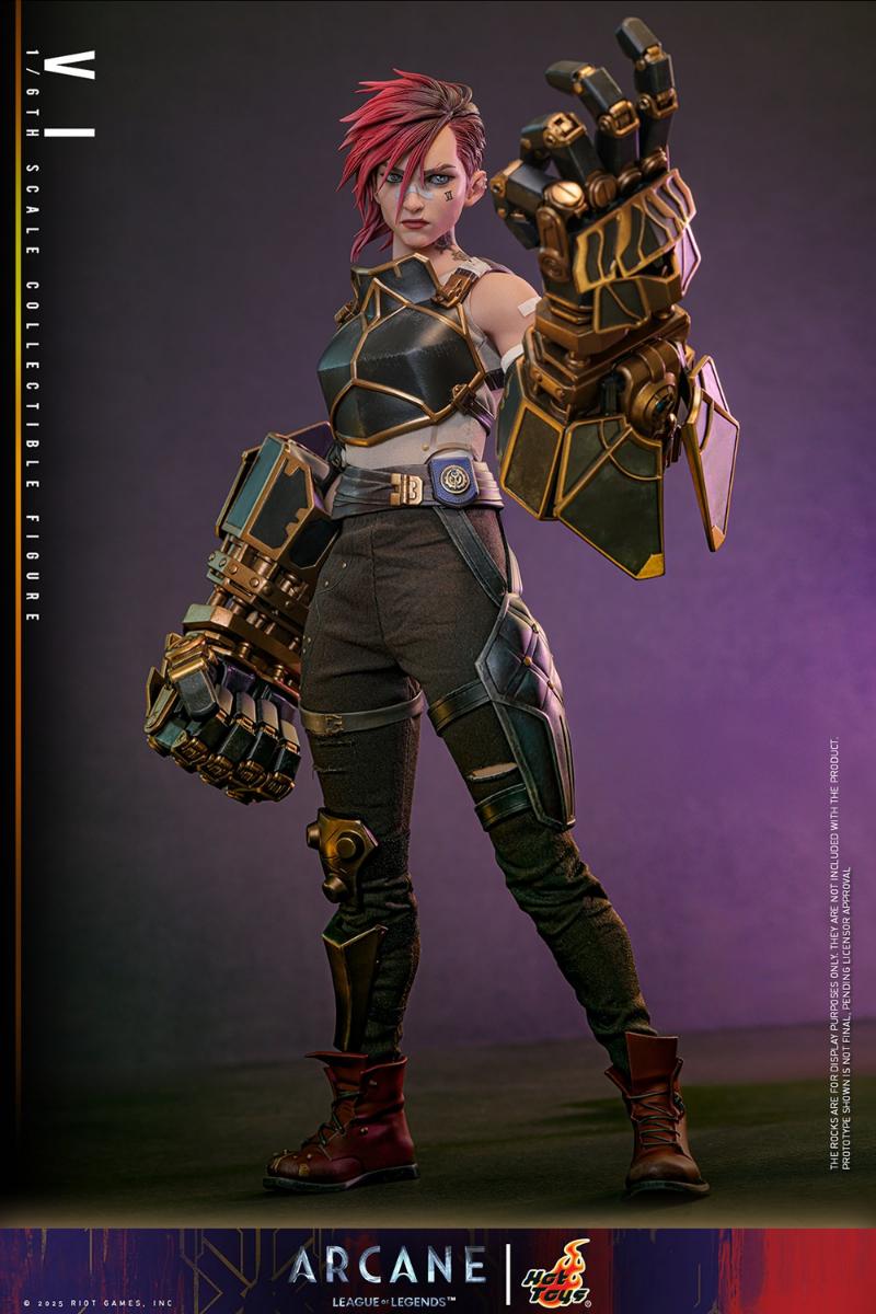 Vi Hot Toys sixth scale figure
