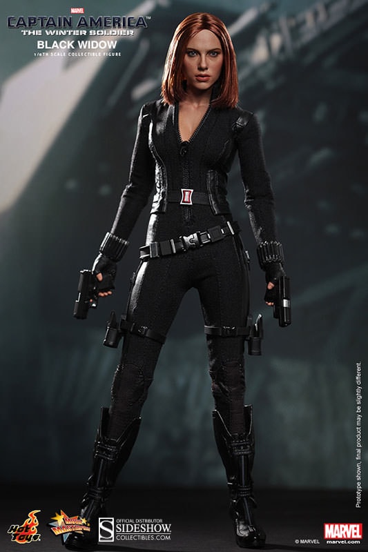 Black Widow Hot Toys sixth scale figure