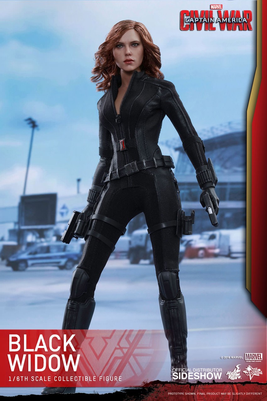 Black Widow Hot Toys sixth scale figure