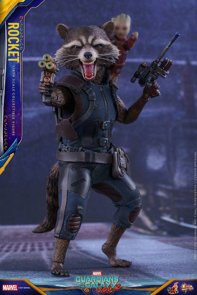 Rocket Hot Toys sixth scale figure