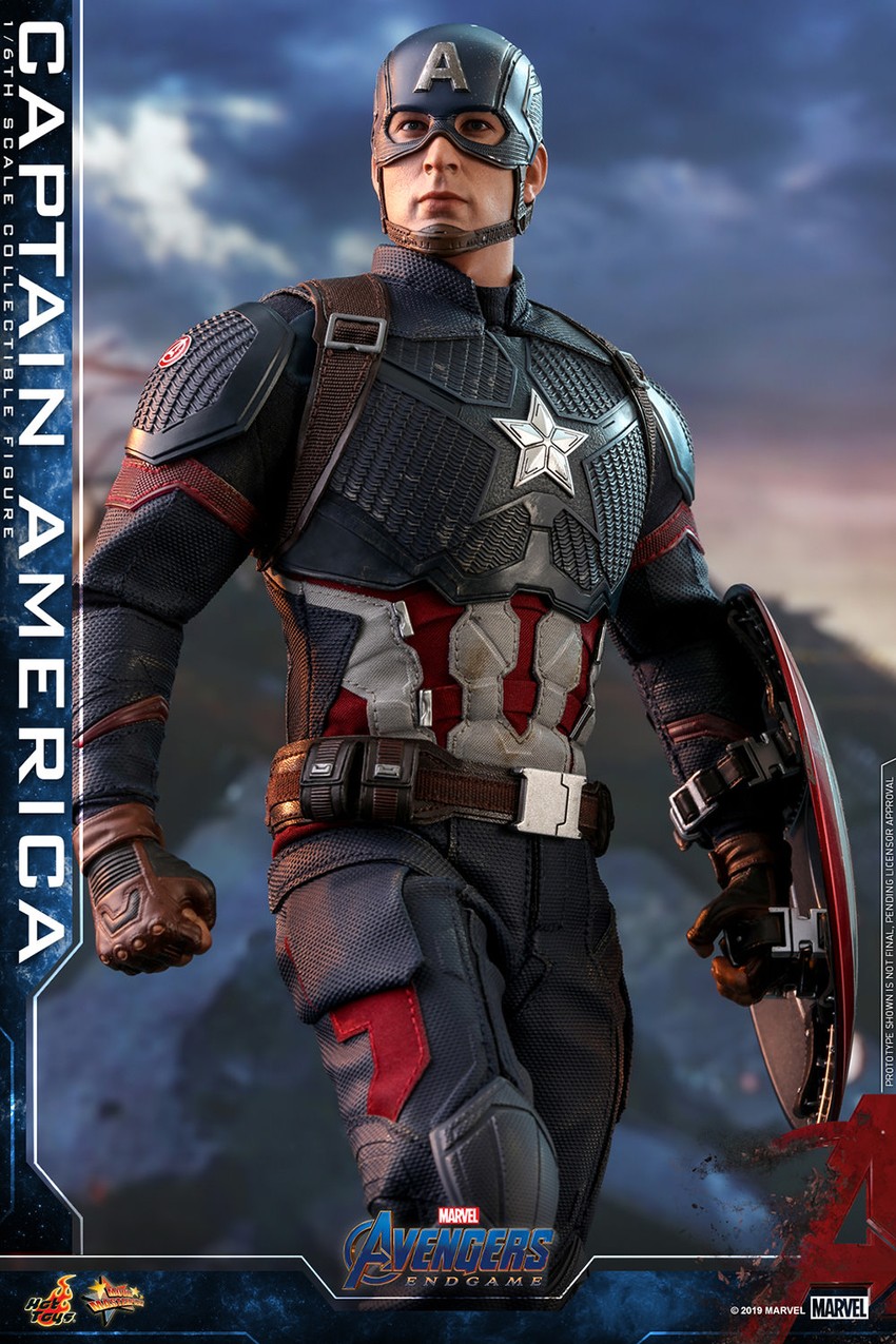 Captain America Hot Toys sixth scale figure
