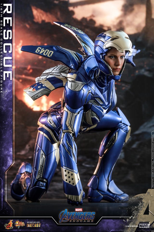 Rescue Hot Toys sixth scale figure