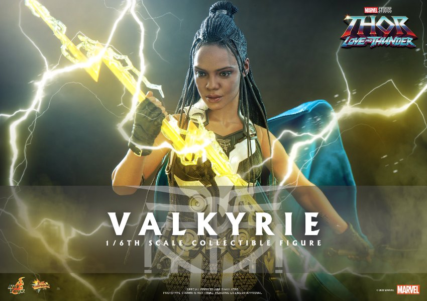 Valkyrie Hot Toys sixth scale figure
