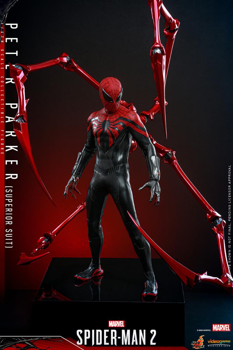 Peter Parker (Superior Suit) Hot Toys sixth scale figure