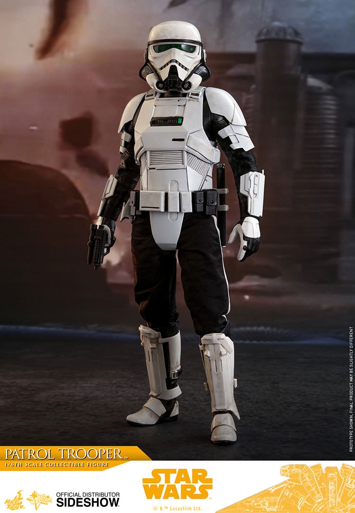 Patrol Trooper Hot Toys sixth scale figure
