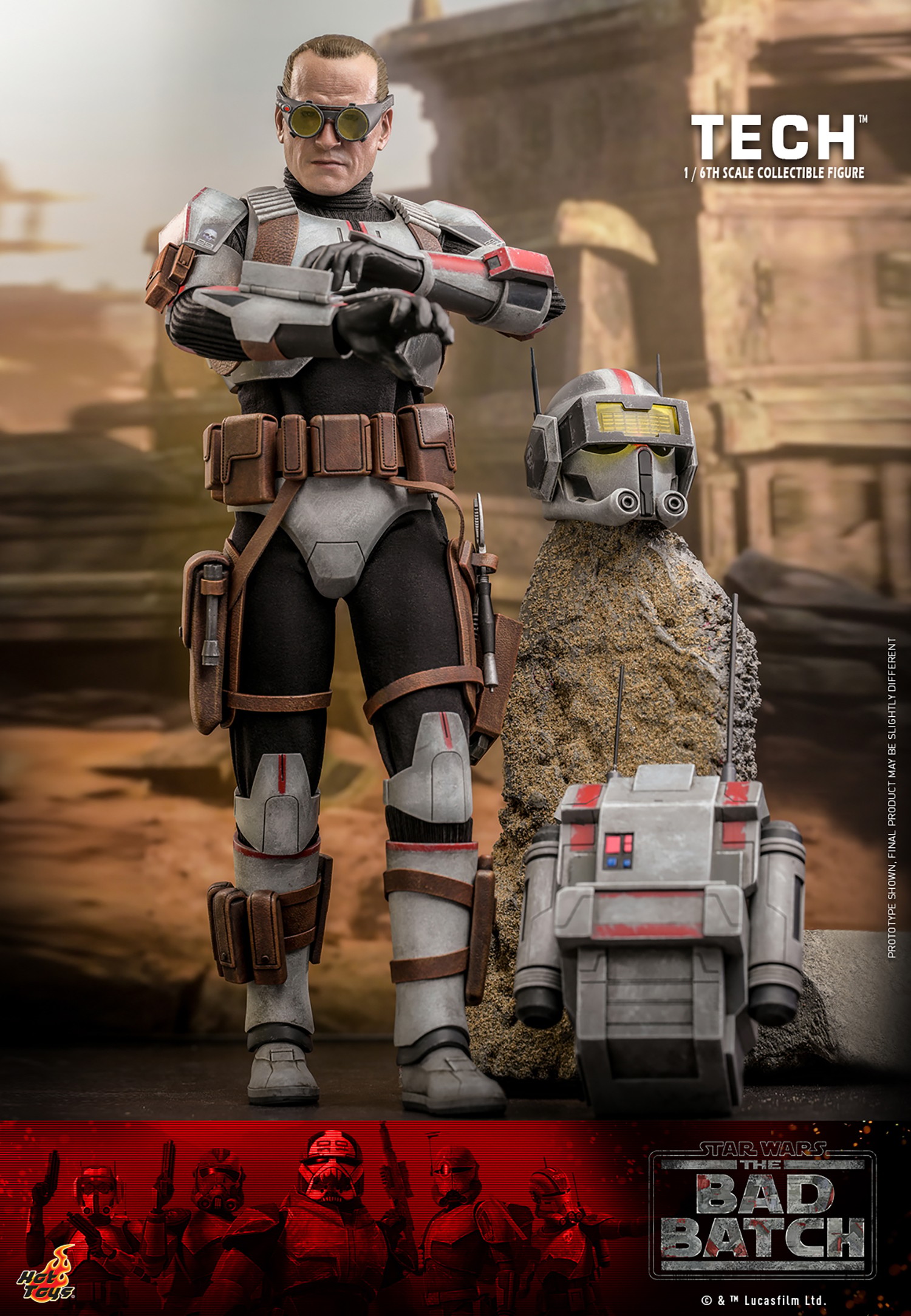 Tech Hot Toys sixth scale figure